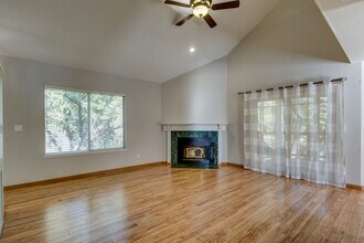 9526 Victorian Wy in Plymouth, CA - Building Photo - Building Photo