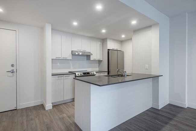 property at 9355 R. Sherbrooke E