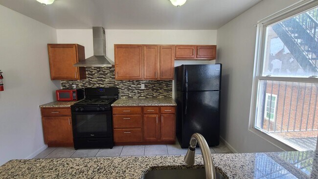 3714 John F. Kennedy Blvd in Union City, NJ - Building Photo - Building Photo