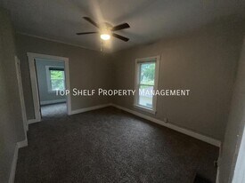 1152 27th St in Des Moines, IA - Building Photo