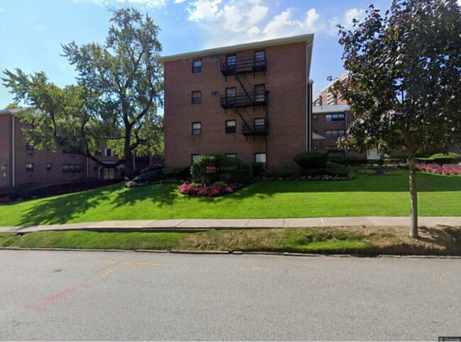 212 Prospect Ave