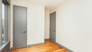 337 Melrose St-Unit -4n in Brooklyn, NY - Building Photo - Building Photo