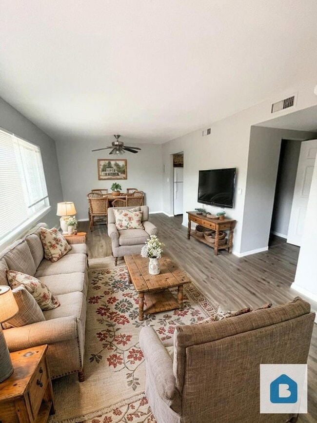 425 E Fountain Pl in Manitou Springs, CO - Building Photo - Building Photo