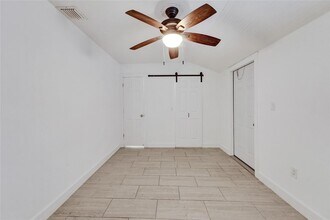 4718 NW 15th Ave in Miami, FL - Building Photo - Building Photo