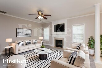 1097 Scenic Park Trail SW, Unit 504 in Lawrenceville, GA - Building Photo - Building Photo