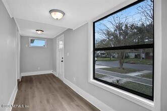 2125 Gilmore St in Jacksonville, FL - Building Photo - Building Photo