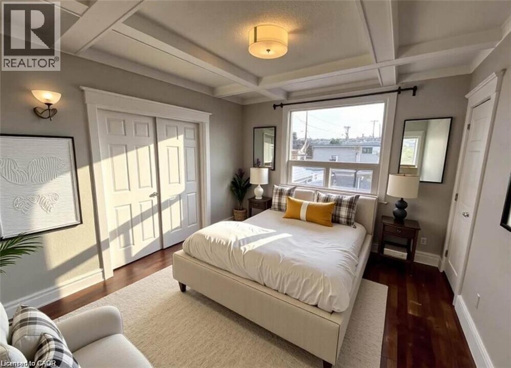 144 Locke St S in Hamilton, ON - Building Photo