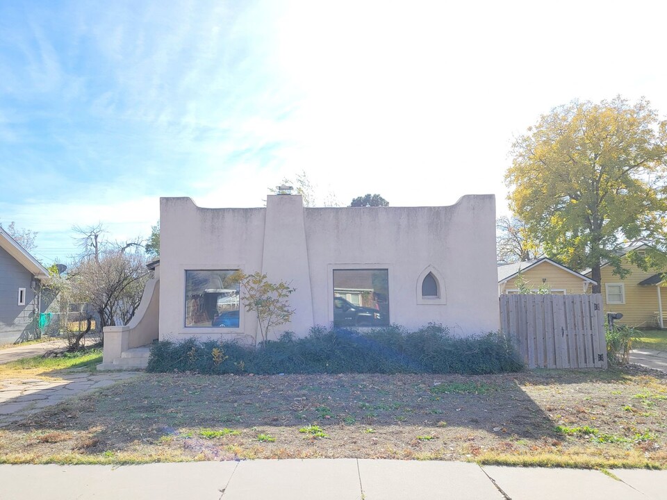 4243 SW 13th Ave in Amarillo, TX - Building Photo