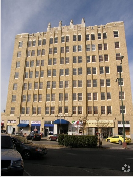 Jefferson Tower Lofts in Dallas, TX - Building Photo