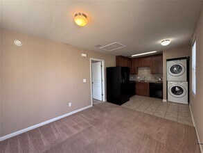 320 Perry St in San Marcos, TX - Building Photo - Building Photo