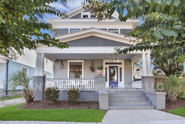 property at 517 E 40th St