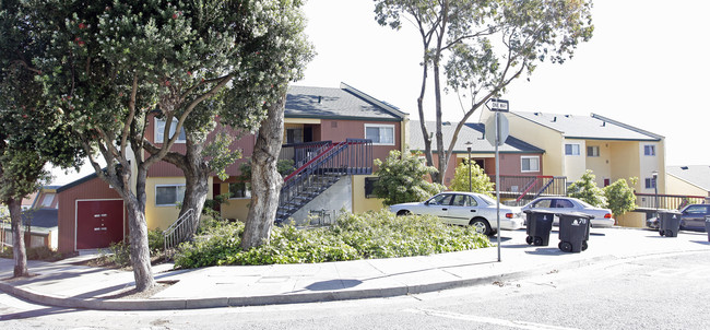 Jackie Robinson Garden Apartments in San Francisco, CA - Building Photo - Building Photo