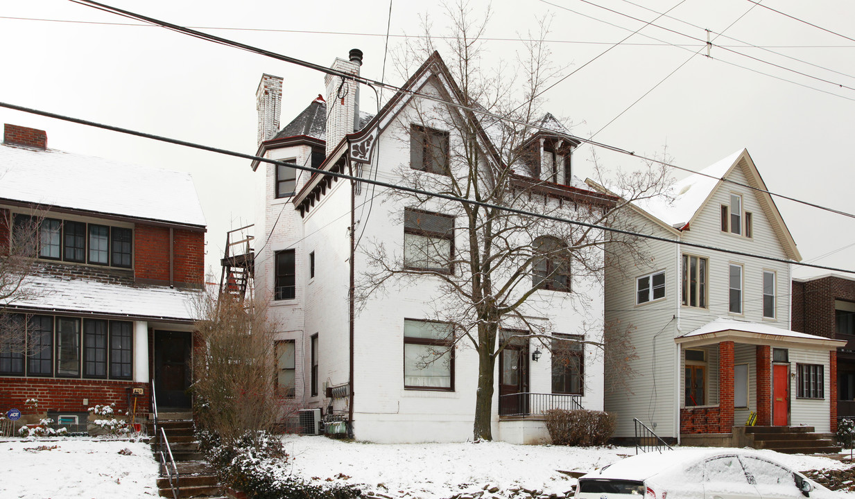 410 E End Ave in Pittsburgh, PA - Foto de edificio