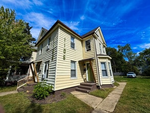 1106 Portage Ave in South Bend, IN - Building Photo - Building Photo