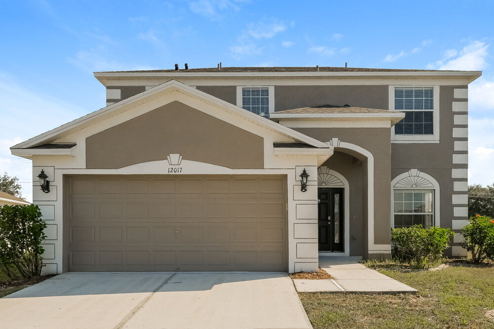 12017 Butler Woods Cir in Riverview, FL - Building Photo