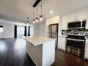 3027-3151 151 Avenue Northwest in Edmonton, AB - Building Photo - Building Photo