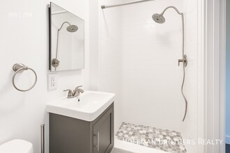 6941 Hazeltine Ave in Los Angeles, CA - Building Photo - Building Photo