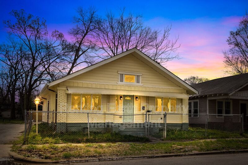 1233 Fulton Ave SW in Birmingham, AL - Building Photo