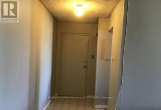 5051 Baseline Rd in Georgina, ON - Building Photo - Building Photo