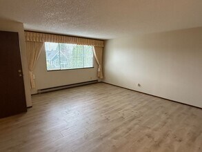 2209 Colby Ave-Unit -3 in Everett, WA - Building Photo - Building Photo