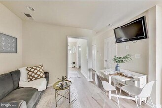 1720 H St NE in Washington, DC - Building Photo - Building Photo