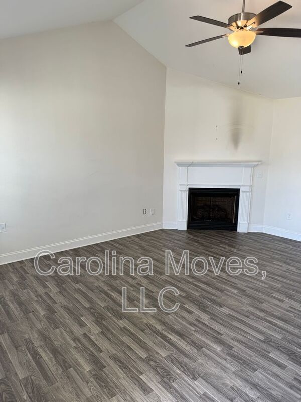 1154 Wanley Way in Spartanburg, SC - Building Photo - Building Photo