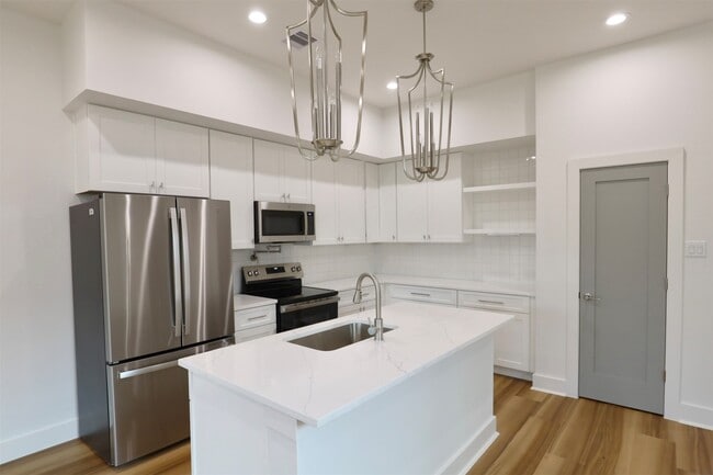 property at 421 E 41st St