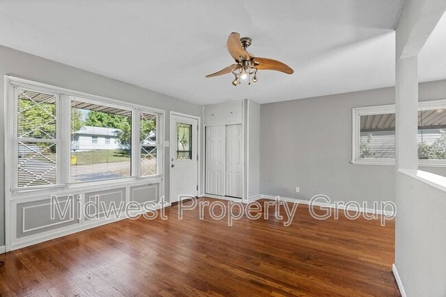 property at 1700 Newhall Ct