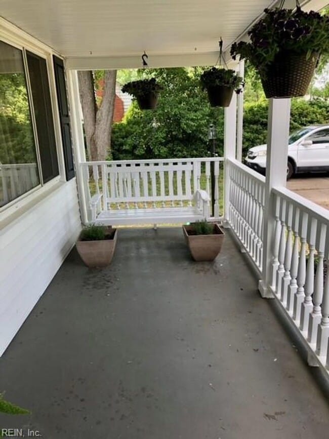 419 Virginia Dr in Norfolk, VA - Building Photo - Building Photo