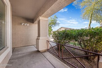 7911 S 47th Ln in Phoenix, AZ - Building Photo - Building Photo