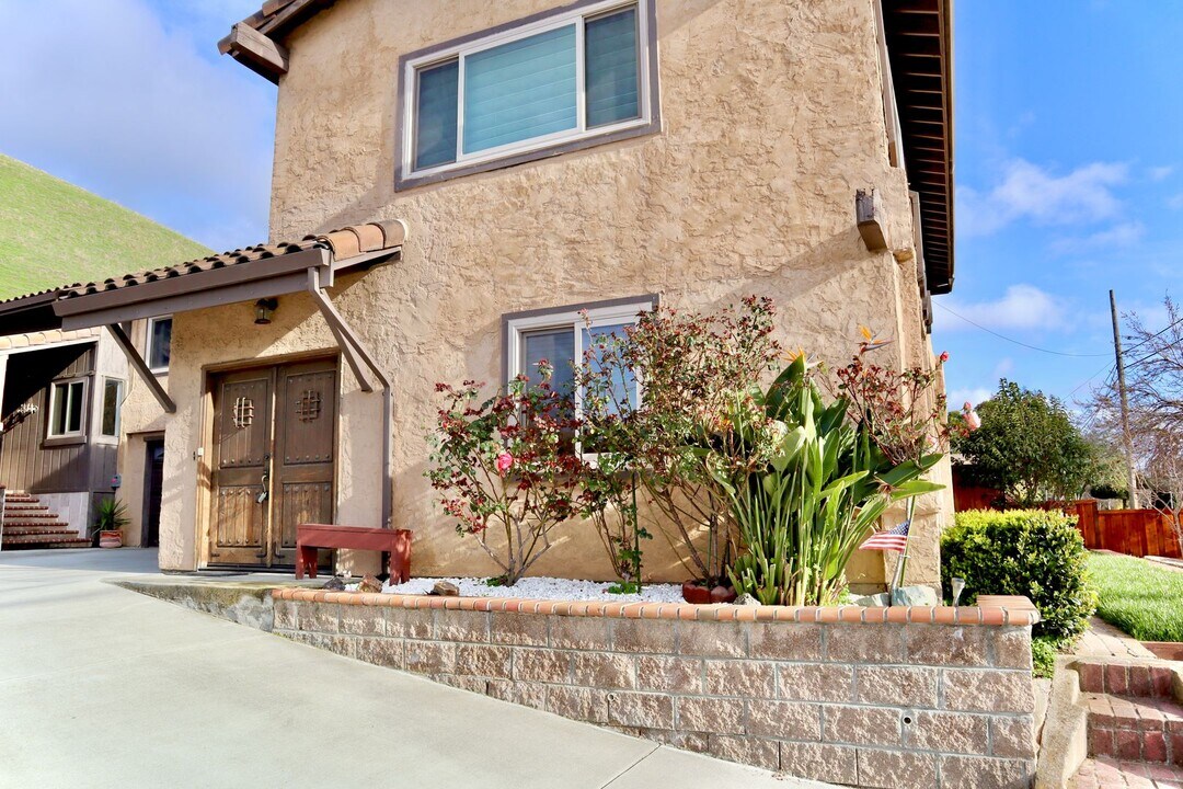 35754 Mission Blvd in Fremont, CA - Building Photo