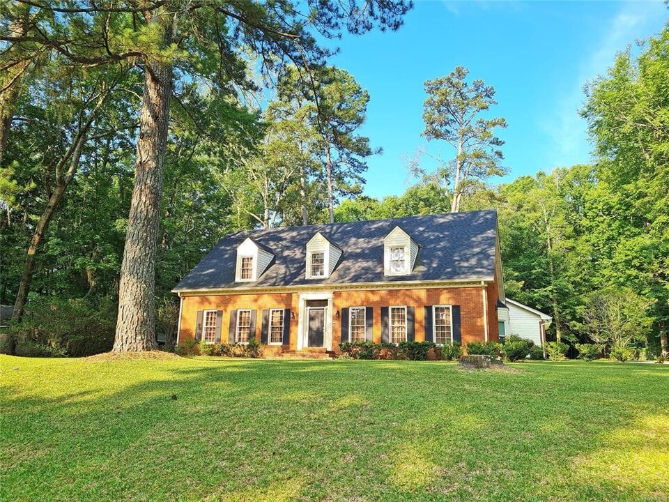 6474 Halcyon Dr in Montgomery, AL - Building Photo