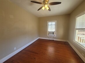 610 16th St in Galveston, TX - Building Photo - Building Photo