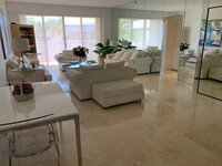 201 Crandon Blvd, Unit 207 in Miami, FL - Foto de edificio - Building Photo