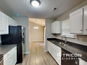 700 Continental Dr in Concord, NC - Building Photo - Building Photo
