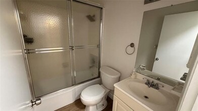 344 SE 11th Ave in Pompano Beach, FL - Building Photo - Building Photo