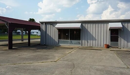 305 Faye Ave, Unit B in Pocola, OK - Building Photo