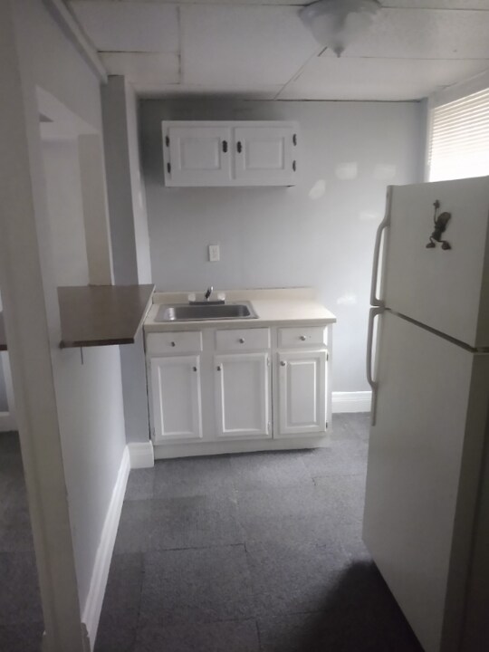 6102 MacBeth Dr in Baltimore, MD - Building Photo