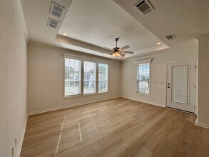 6980 41st Ave N in Riviera Beach, FL - Building Photo - Building Photo