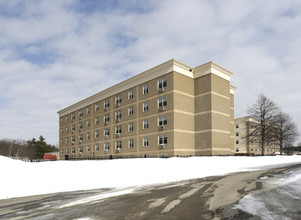 Coliseum Senior Residence in Nashua, NH - Building Photo - Building Photo