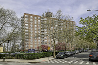 Woodlands in Riverdale, NY - Foto de edificio - Building Photo