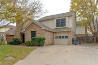 2916 Courtland Dr in Dallas, TX - Foto de edificio - Building Photo