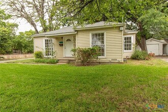 1303 E Avenue G in Killeen, TX - Building Photo - Building Photo