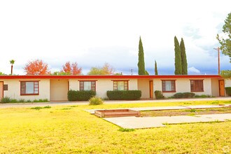 The Lariat in Tucson, AZ - Foto de edificio - Building Photo