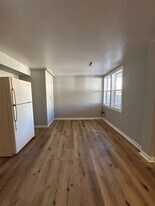 6201 S 42nd St in Omaha, NE - Building Photo