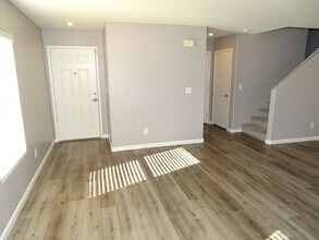 932 Purdy Lodge St in Las Vegas, NV - Building Photo - Building Photo