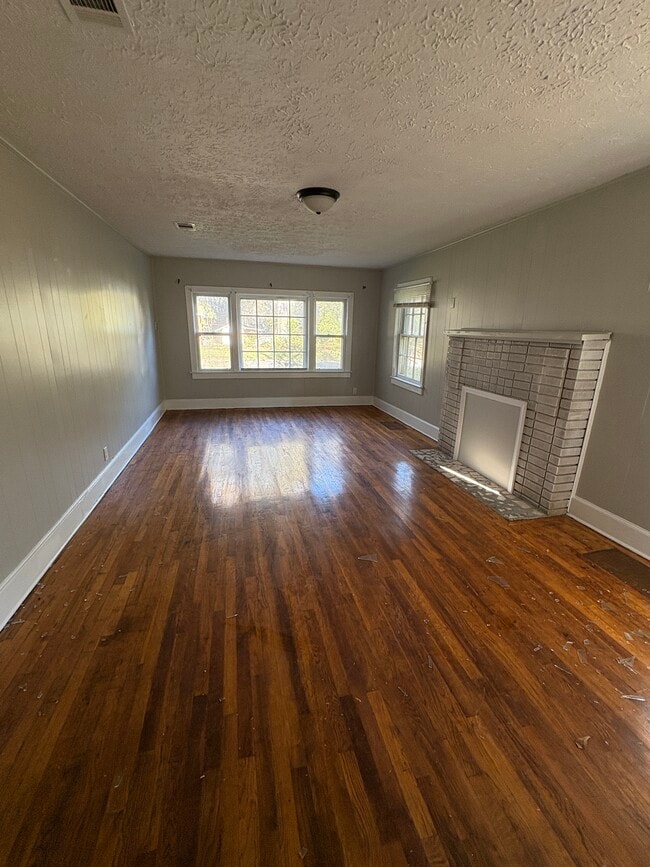 1982 Johnson St in Montgomery, AL - Building Photo - Building Photo