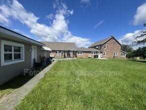 10669 Jonestown Rd in Annville, PA - Building Photo - Building Photo