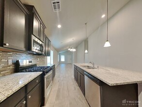 9829 Gln Brk Ln in Magnolia, TX - Building Photo - Building Photo