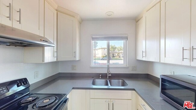 2129 Monroe St in Santa Clara, CA - Building Photo - Building Photo